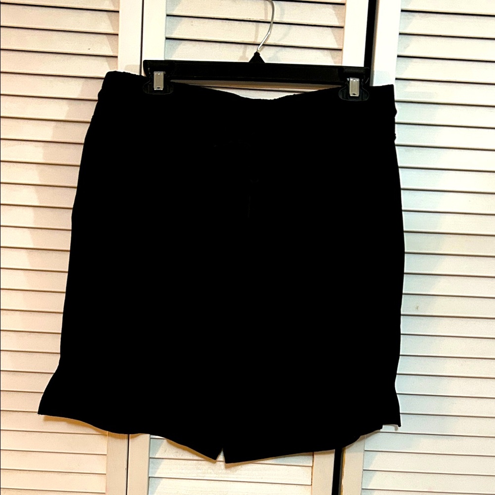 NWOT Women’s Black Casual Shorts